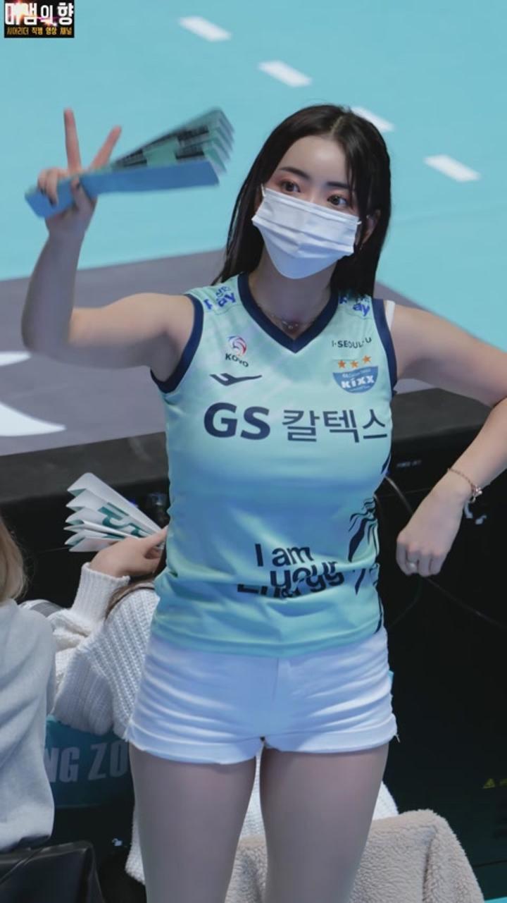 221115 치어리더 이엄지 직캠 (2) 비디오 썸네일 이미지
