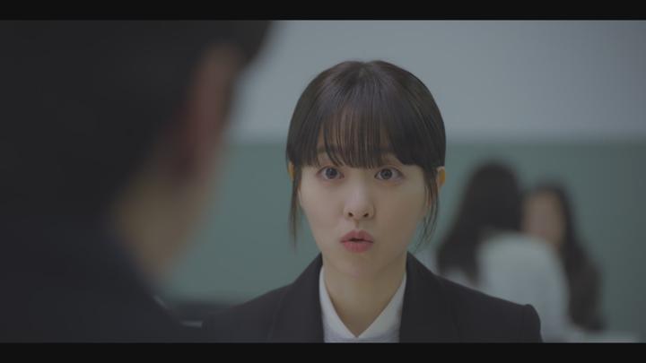 미지의 서울.E05.Alone.With.You.1080p.NF.WEB-DL.AAC2.0.H.264-MrHulk 비디오 썸네일 이미지