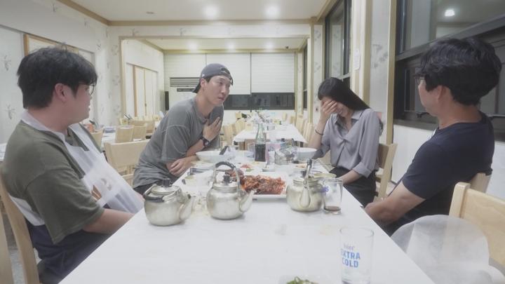마흔, 다시 만난 흐린 기억속의 그녀 첫사랑을 만나다 [낭만캠퍼스]_wing 비디오 썸네일 이미지