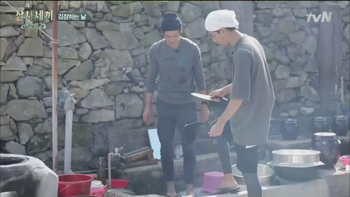 삼시세끼 시즌4 어촌편2.E02.151016.720p-WITH 비디오 썸네일 이미지