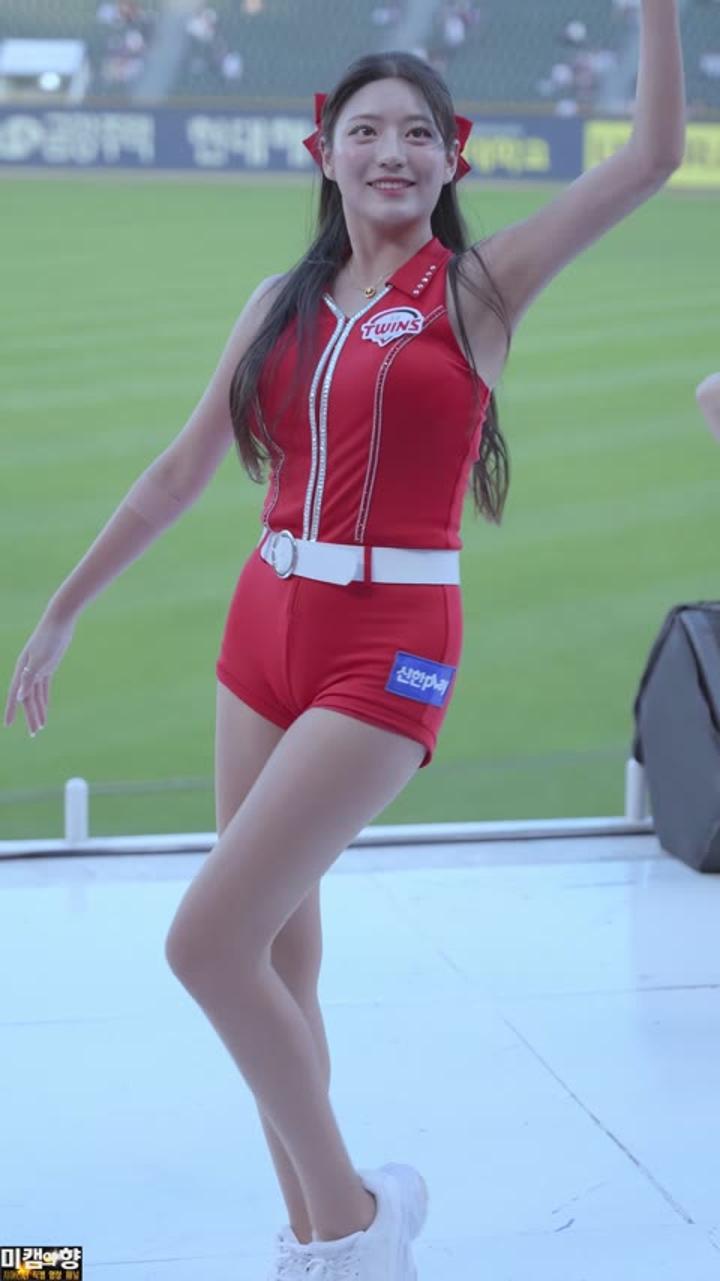 230803 치어리더 김이서 직캠 (2) 비디오 썸네일 이미지