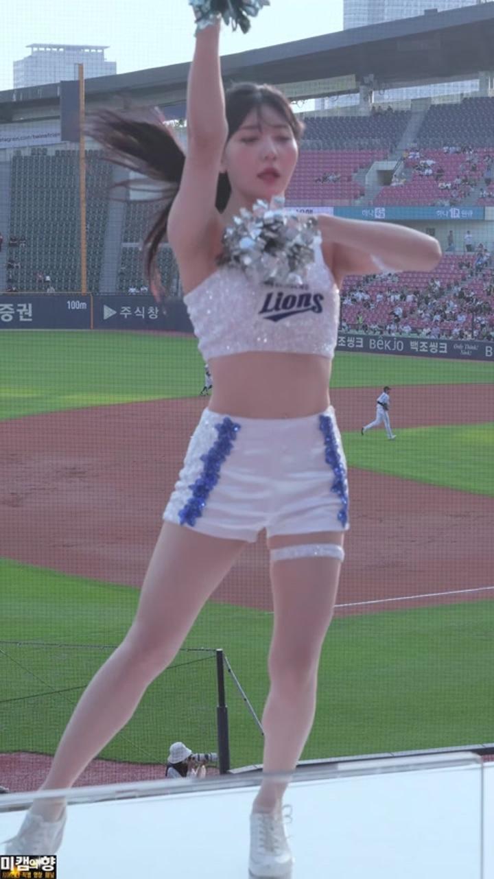230613 치어리더 정유미 직캠 (1) 비디오 썸네일 이미지