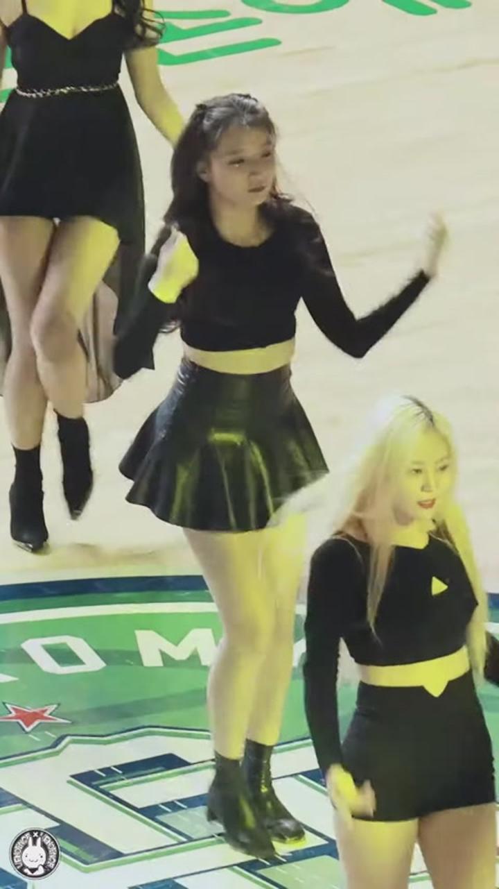 230128 치어리더 심송연 직캠 Shim Songyeon Fancam 비디오 썸네일 이미지