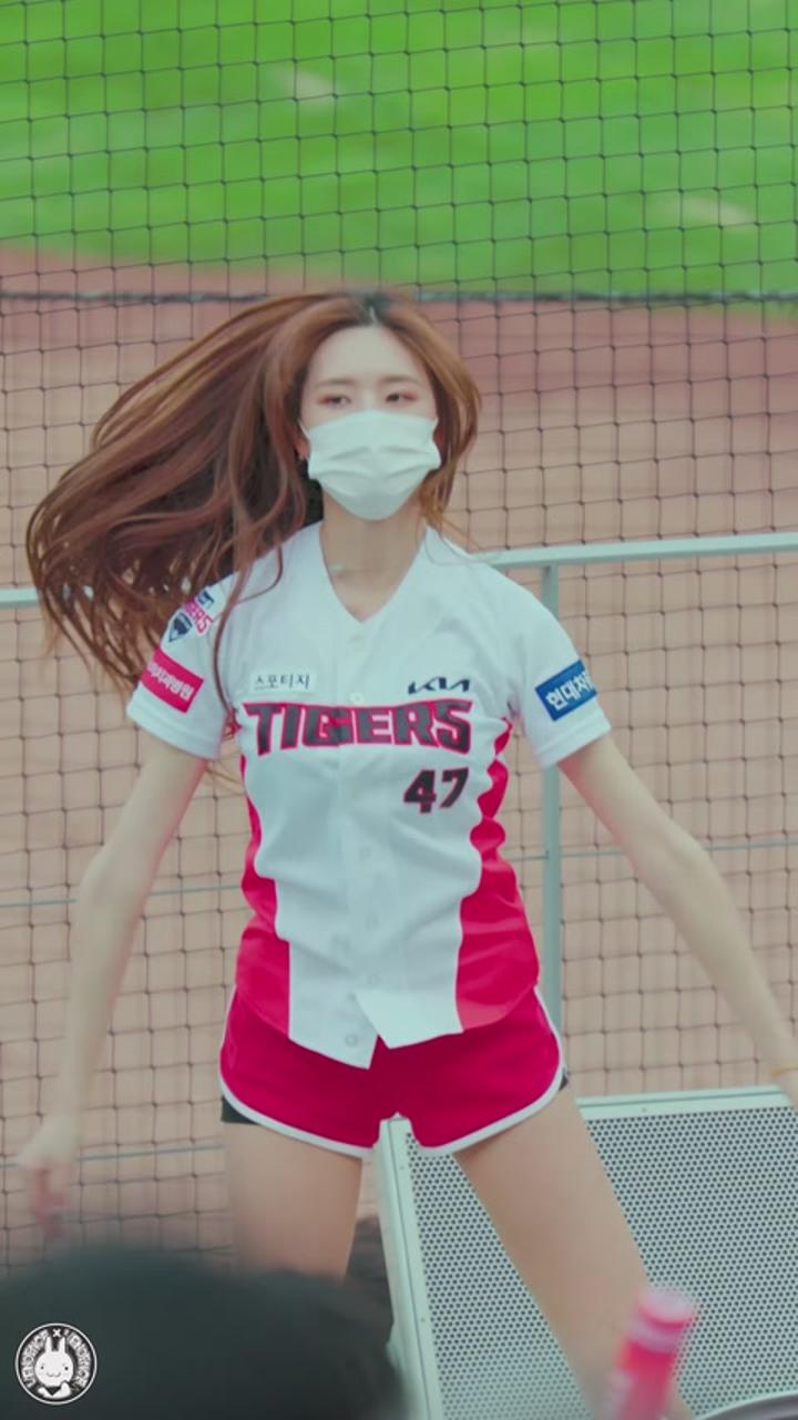 210508 치어리더 박신비 직캠 비디오 썸네일 이미지