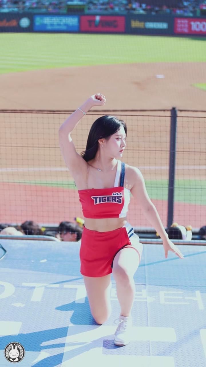 240616 치어리더 유세리 직캠 (1) 비디오 썸네일 이미지