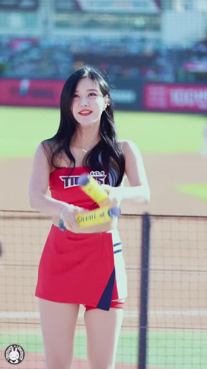 240616 치어리더 유세리 직캠 (3) 비디오 썸네일 이미지
