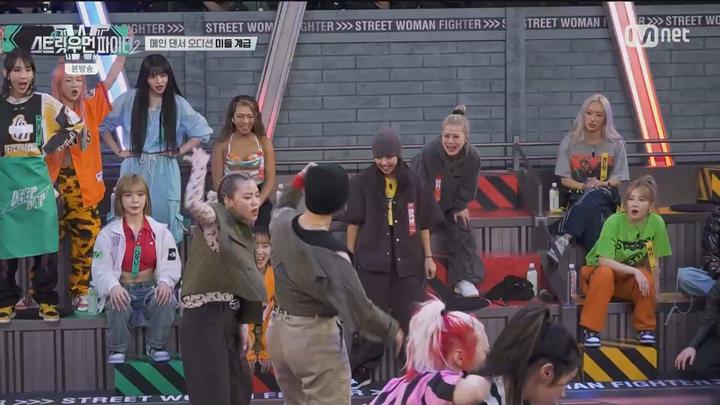 스트릿 우먼 파이터2.E03.230905.1080p.WANNA 비디오 썸네일 이미지