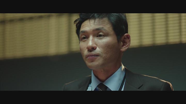 한국영화 [ 검사외전 ] 황정민 강동원 감옥에 갇힌 검사와 사기꾼 조 비디오 썸네일 이미지
