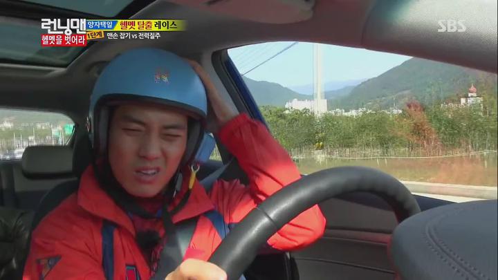 런닝맨.E169.131027.헬멧을 벗어라 (양동근,주상욱).HDTV.H264.720p-HANrel 비디오 썸네일 이미지