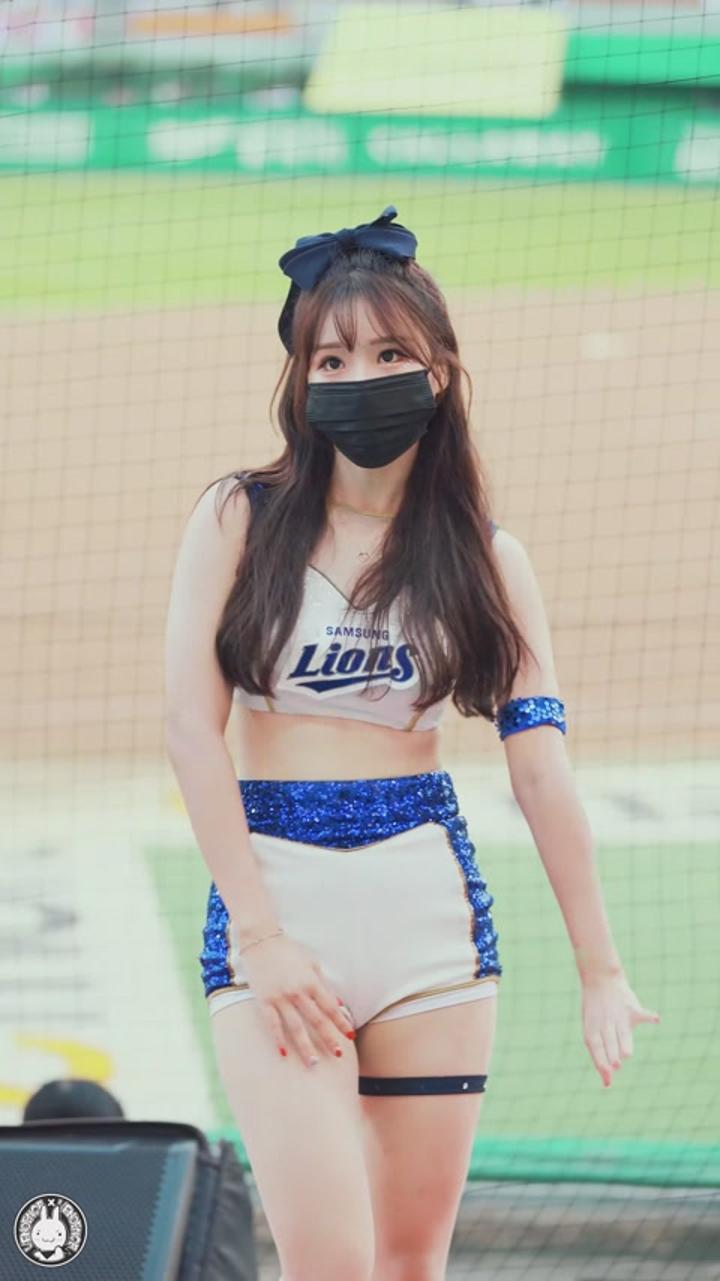 220805 치어리더 최홍라 직캠 (1) 비디오 썸네일 이미지