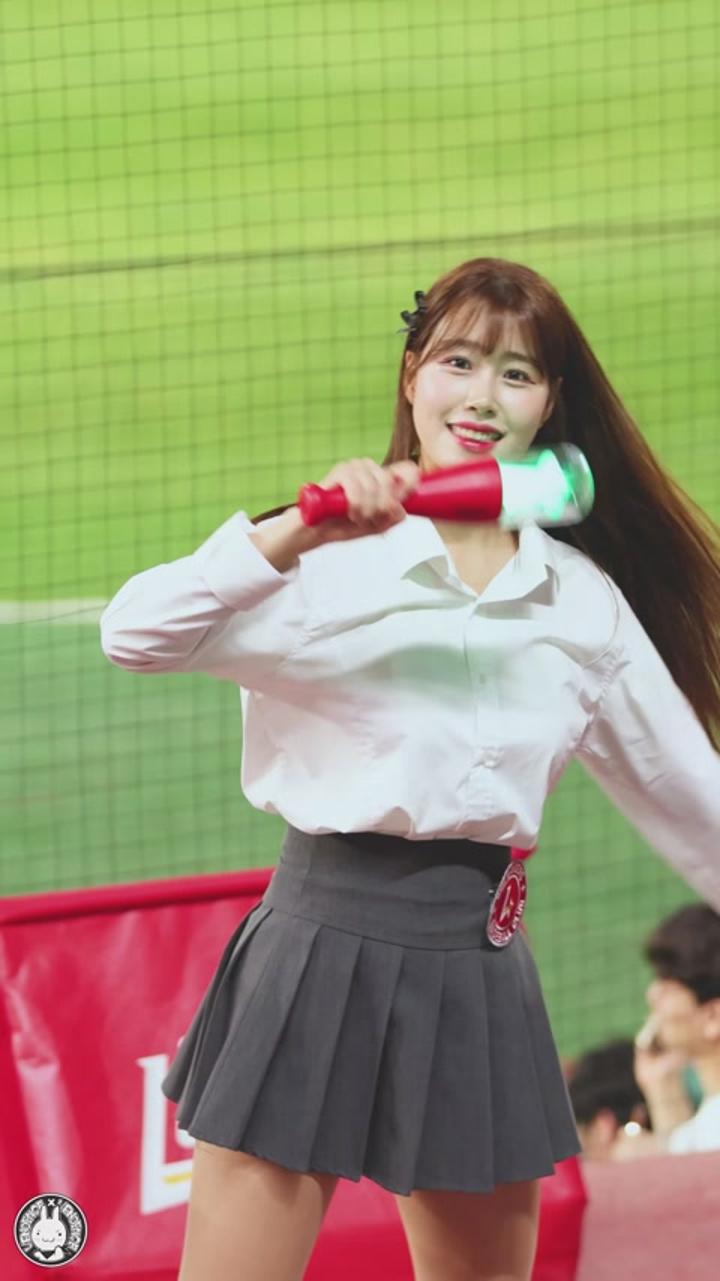 240402 치어리더 김도아 직캠 (8) 비디오 썸네일 이미지