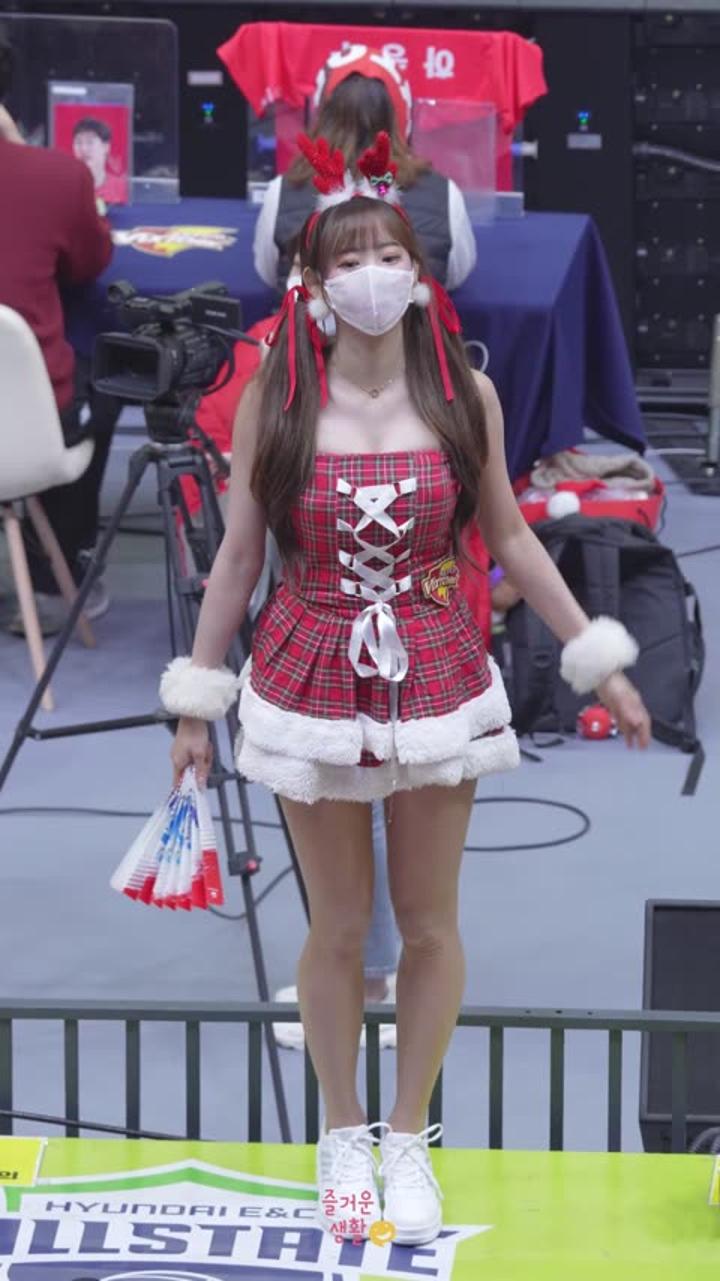 221223 치어리더 김한나 직캠 비디오 썸네일 이미지