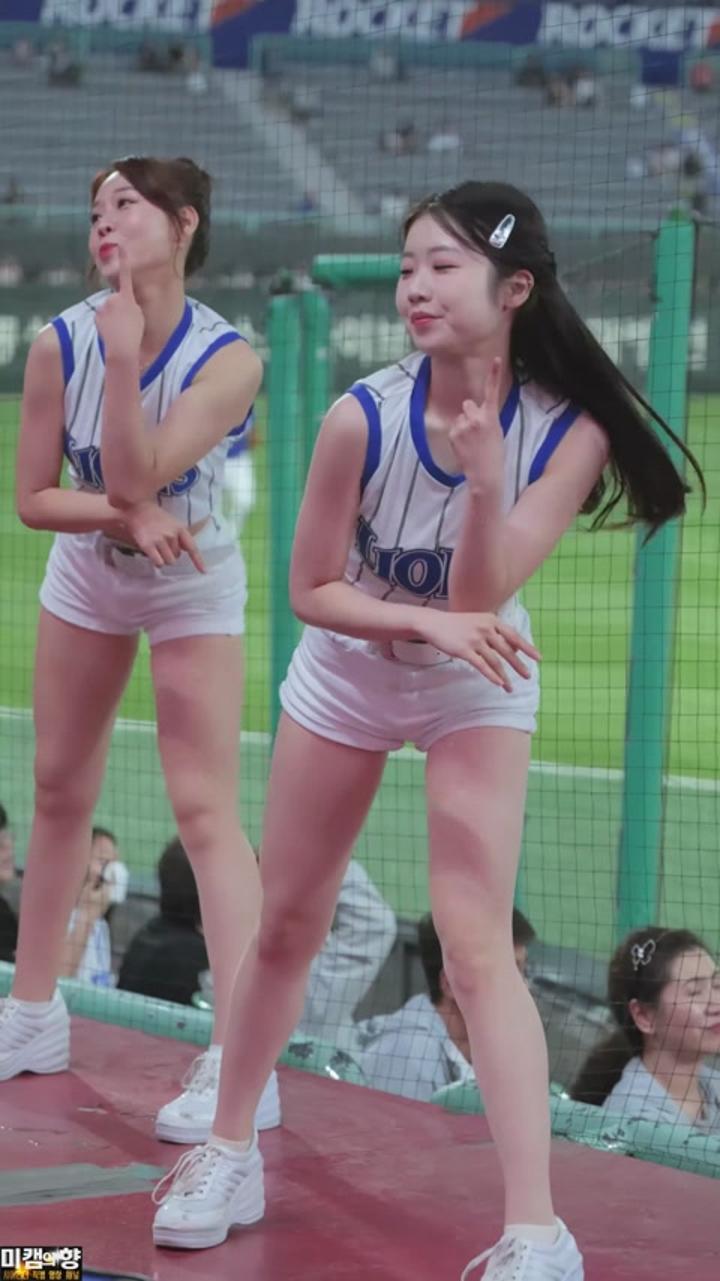 230530 치어리더 고정현 직캠 (9) 비디오 썸네일 이미지