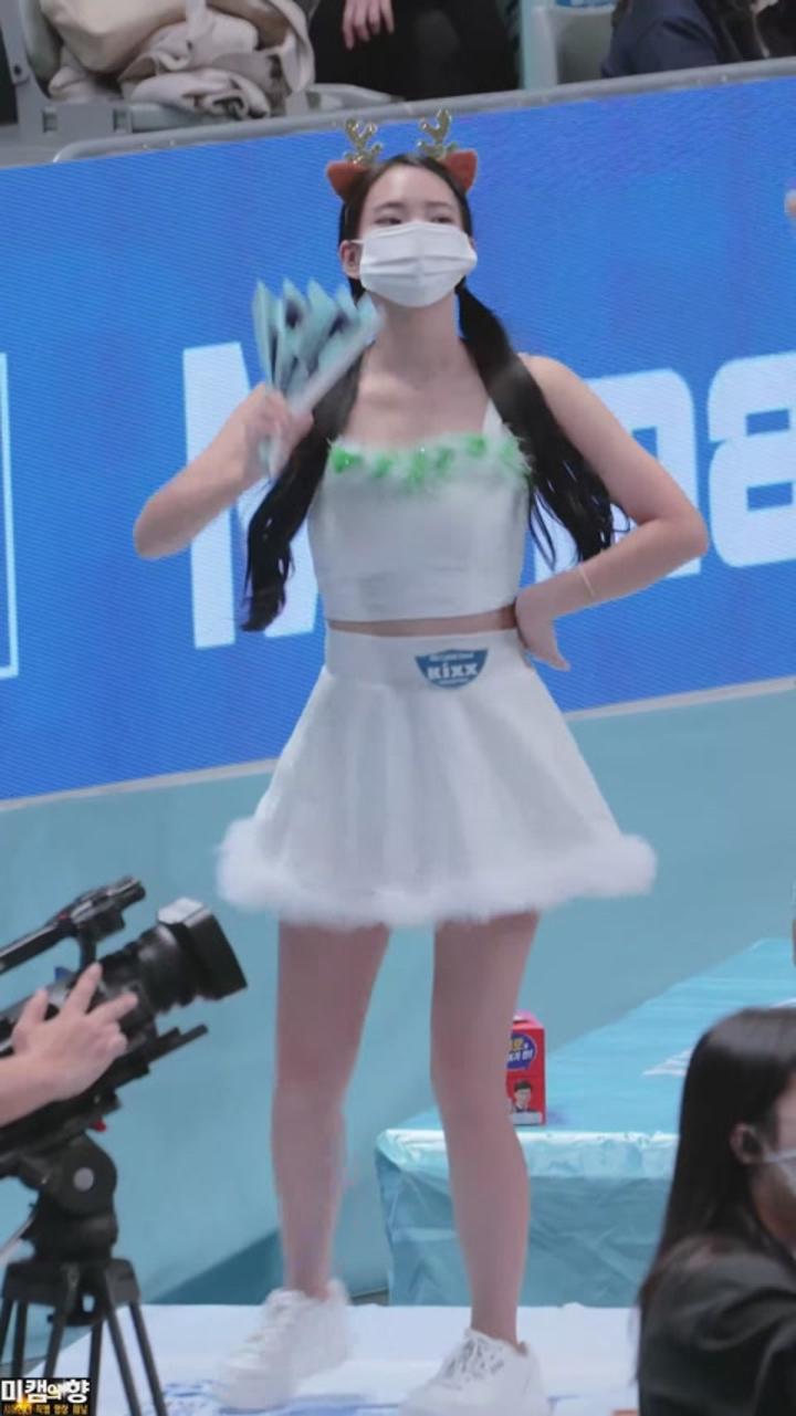 221208 치어리더 이나경 직캠 (1) 비디오 썸네일 이미지