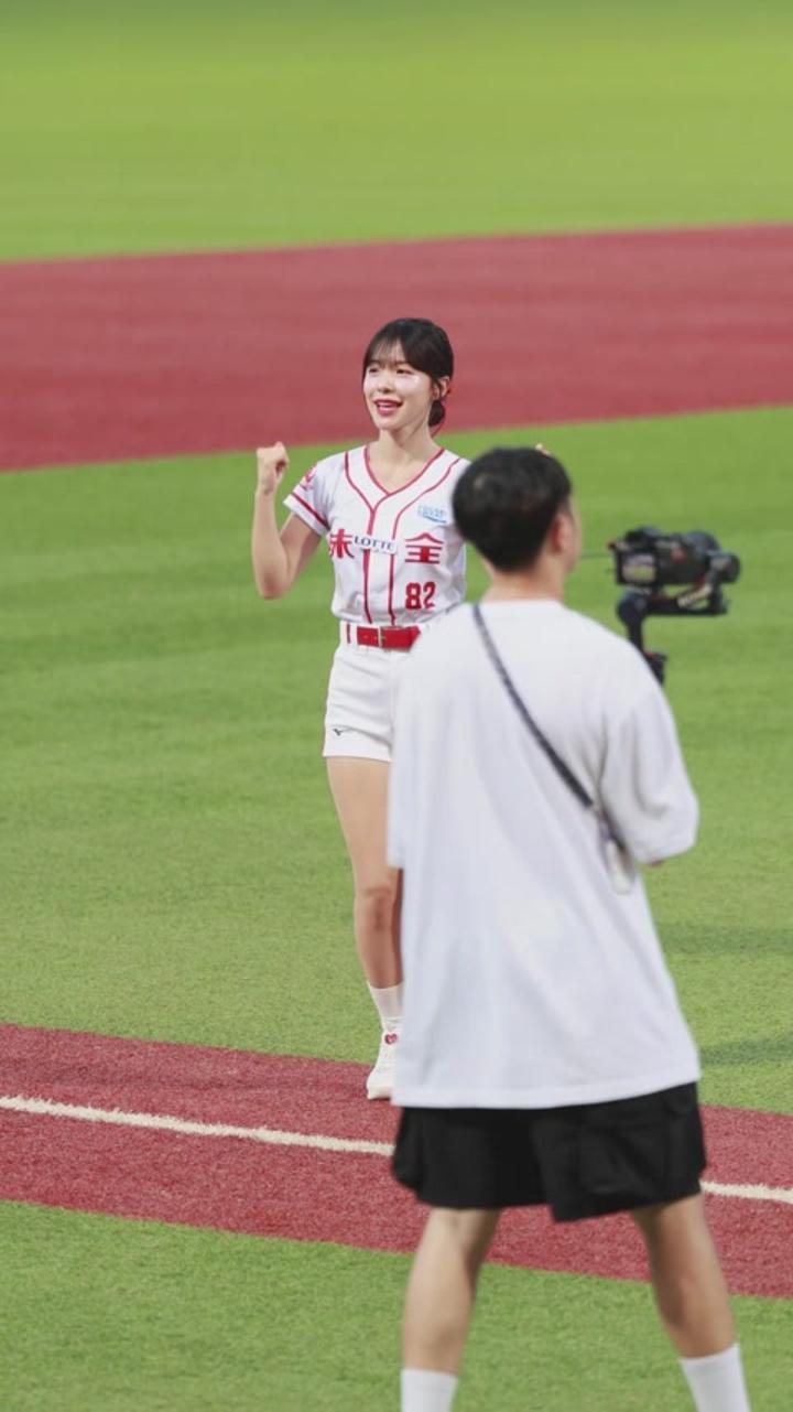 치어리더 이다혜 직캠 Cheerleader (65) 비디오 썸네일 이미지