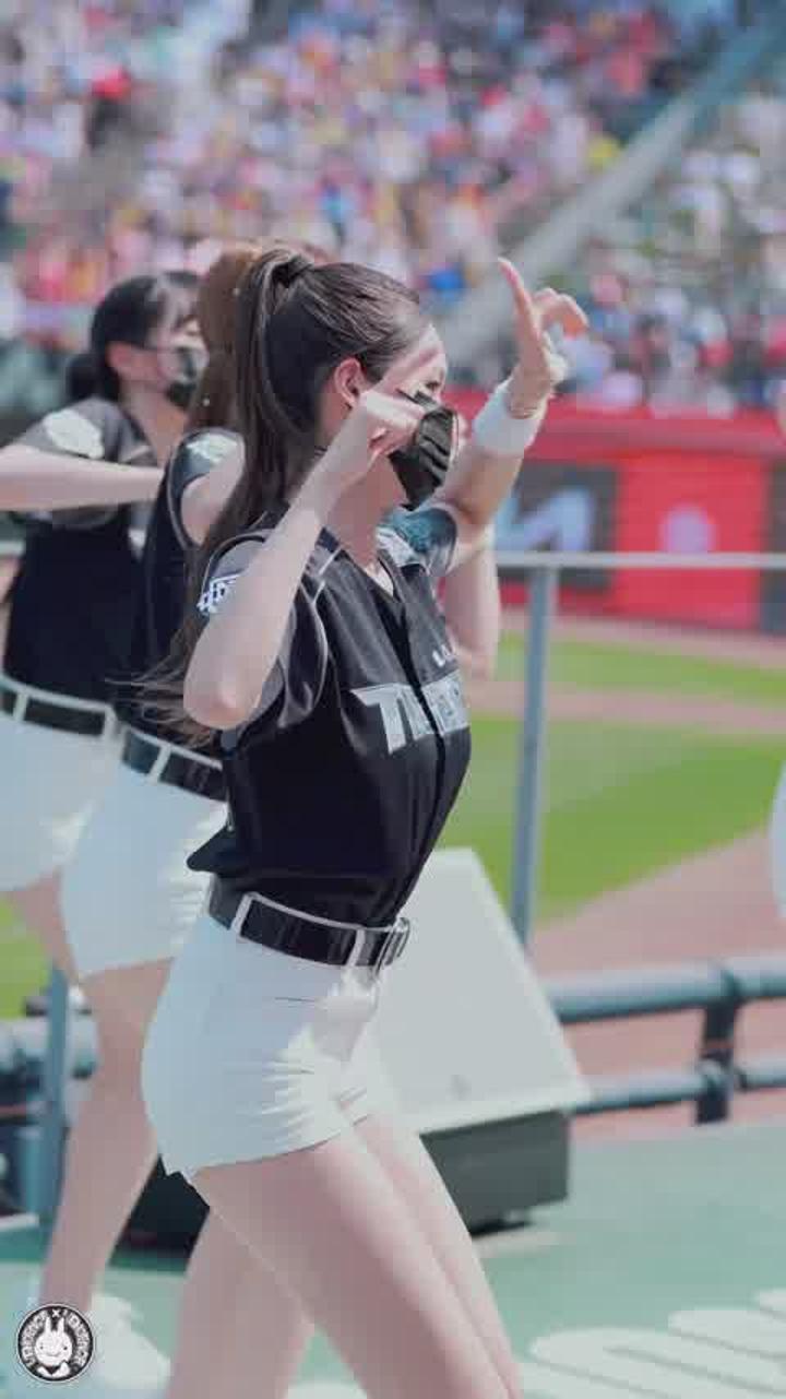 220522 치어리더 박신비 직캠 (1) 비디오 썸네일 이미지