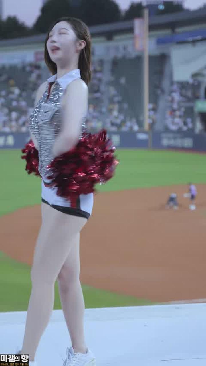 240828 치어리더 장유진 직캠 (8) 비디오 썸네일 이미지