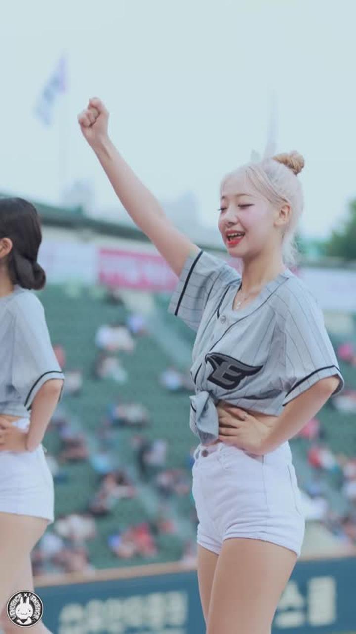 230712 치어리더 우수한 직캠 비디오 썸네일 이미지