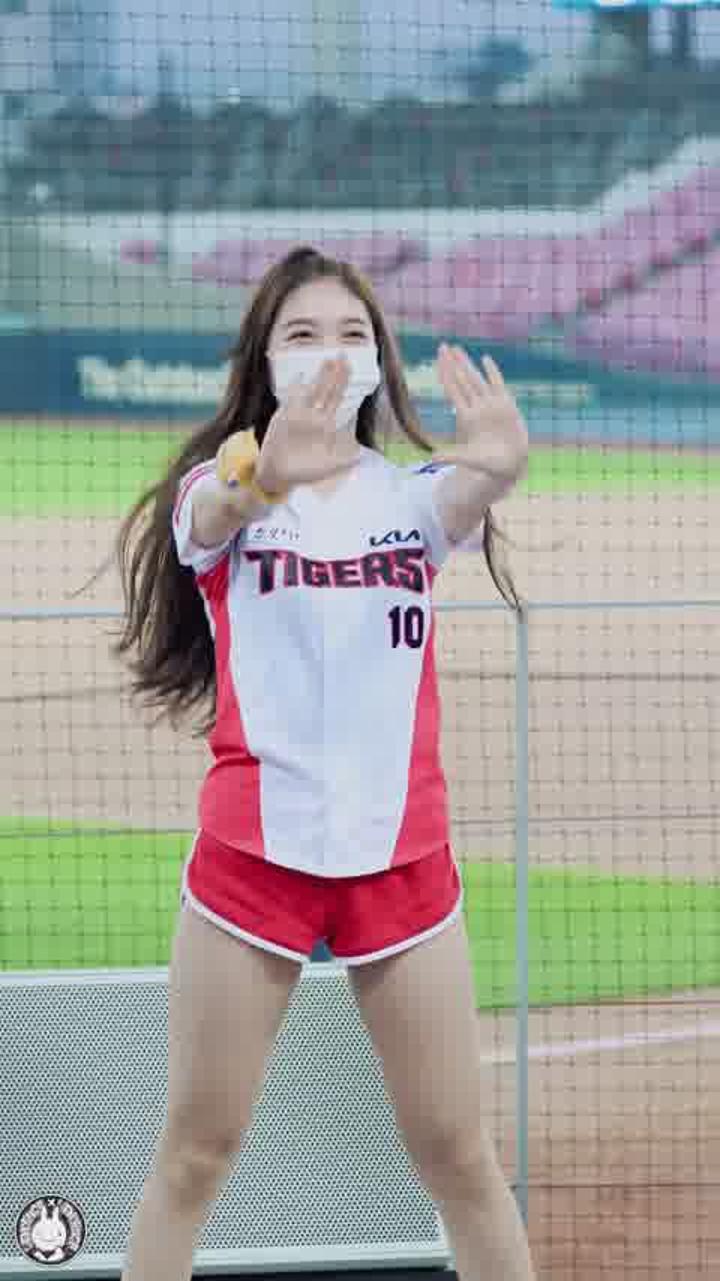210629 치어리더 유수아 직캠 (3) 비디오 썸네일 이미지