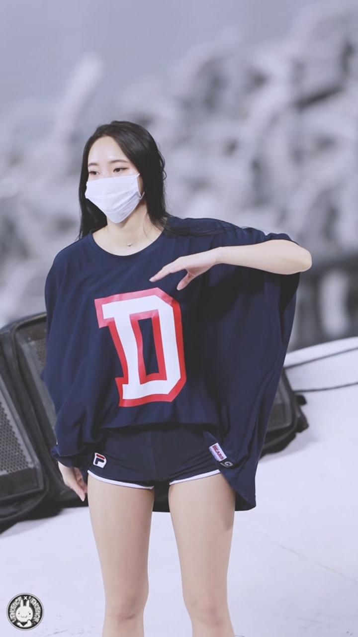 200806 치어리더 이나경 직캠 비디오 썸네일 이미지