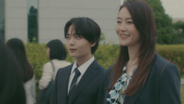 표정 없는 검사 2025 01화 720p 비디오 썸네일 이미지