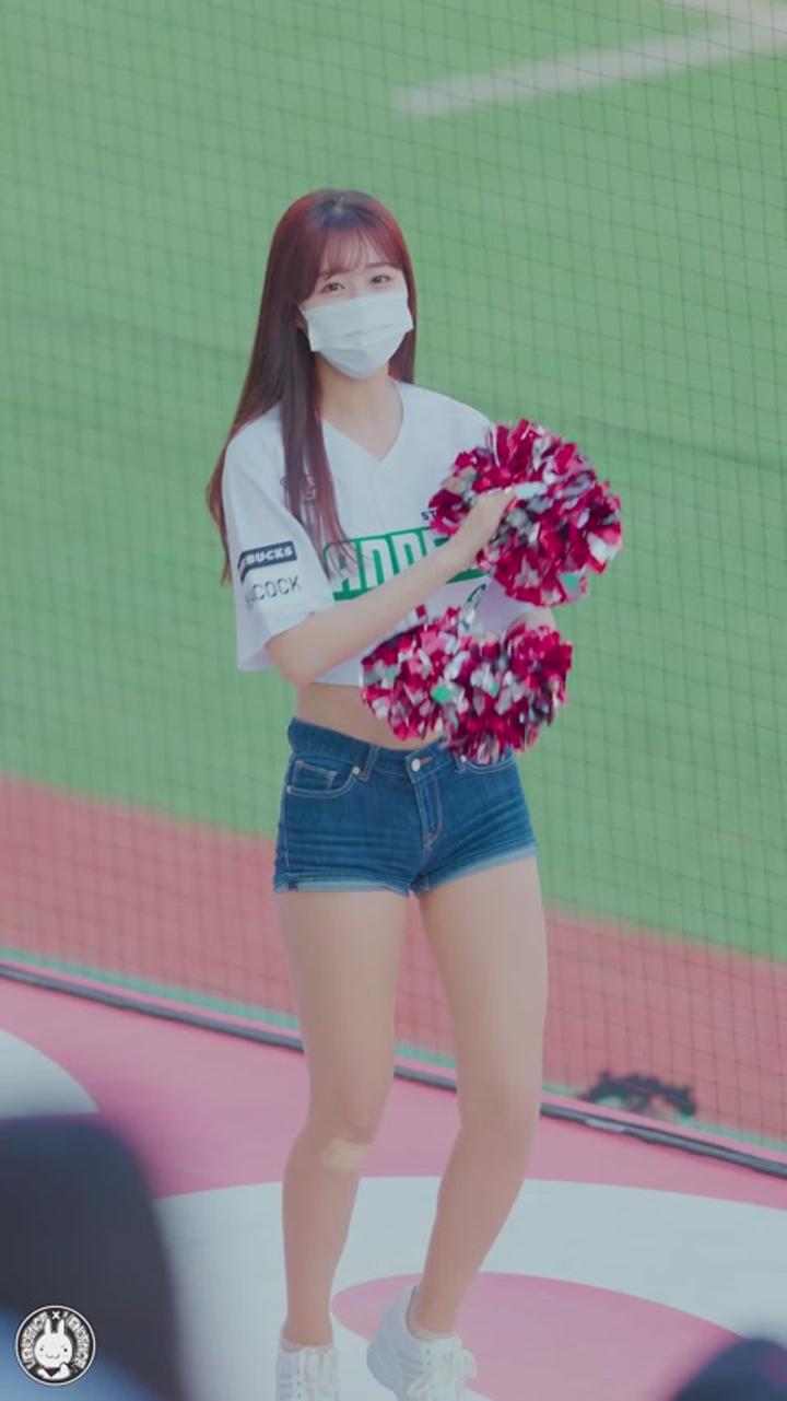 210522 치어리더 김도아 직캠 비디오 썸네일 이미지