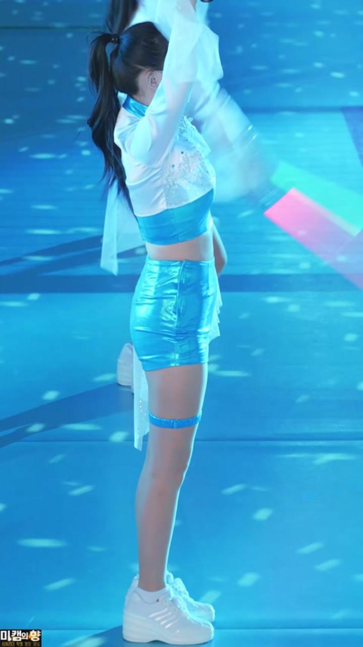 230127 치어리더 이나경 직캠 비디오 썸네일 이미지