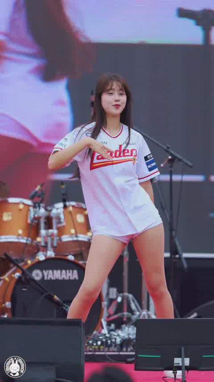 240921 치어리더 김도아 직캠 (4) 비디오 썸네일 이미지