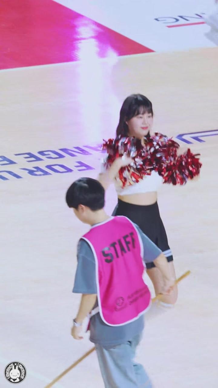 240303 치어리더 이은지 직캠 비디오 썸네일 이미지