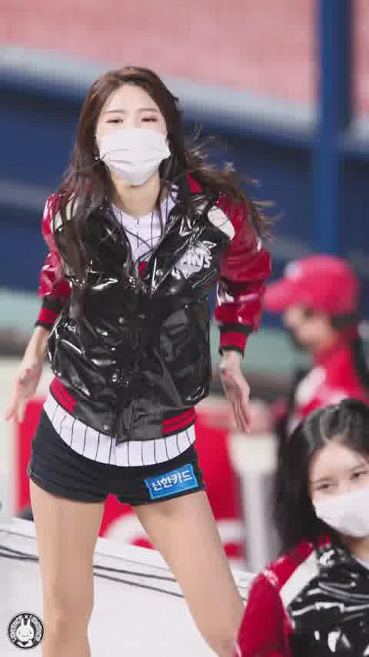 201028 치어리더 윤소은 직캠 (8) 비디오 썸네일 이미지