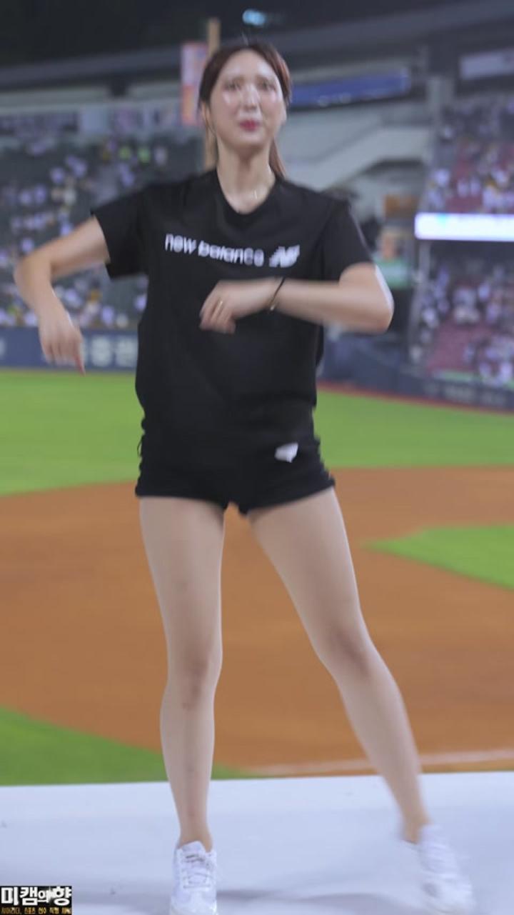 240623 치어리더 이금주 직캠 (2) 비디오 썸네일 이미지