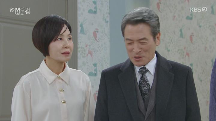여왕의 집.E02.250429.720p-NEXT 비디오 썸네일 이미지