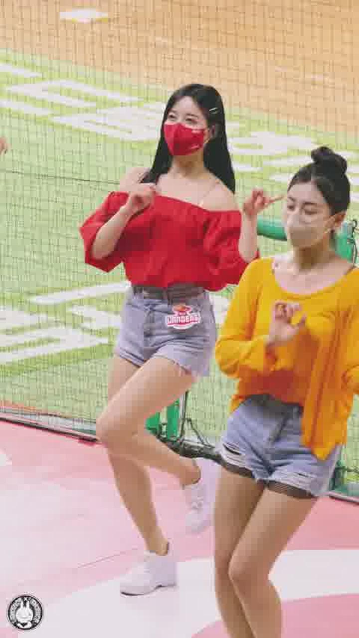 210517 치어리더 안이랑 직캠 (1) 비디오 썸네일 이미지