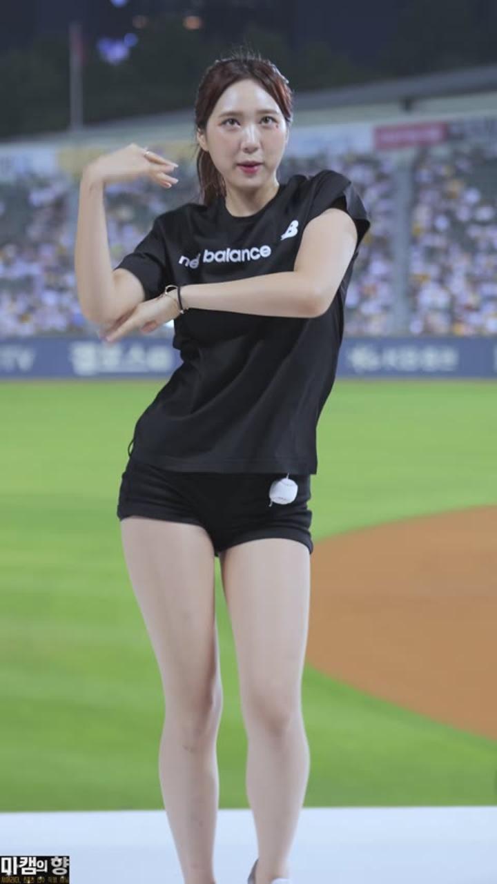 240623 치어리더 이금주 직캠 (3) 비디오 썸네일 이미지
