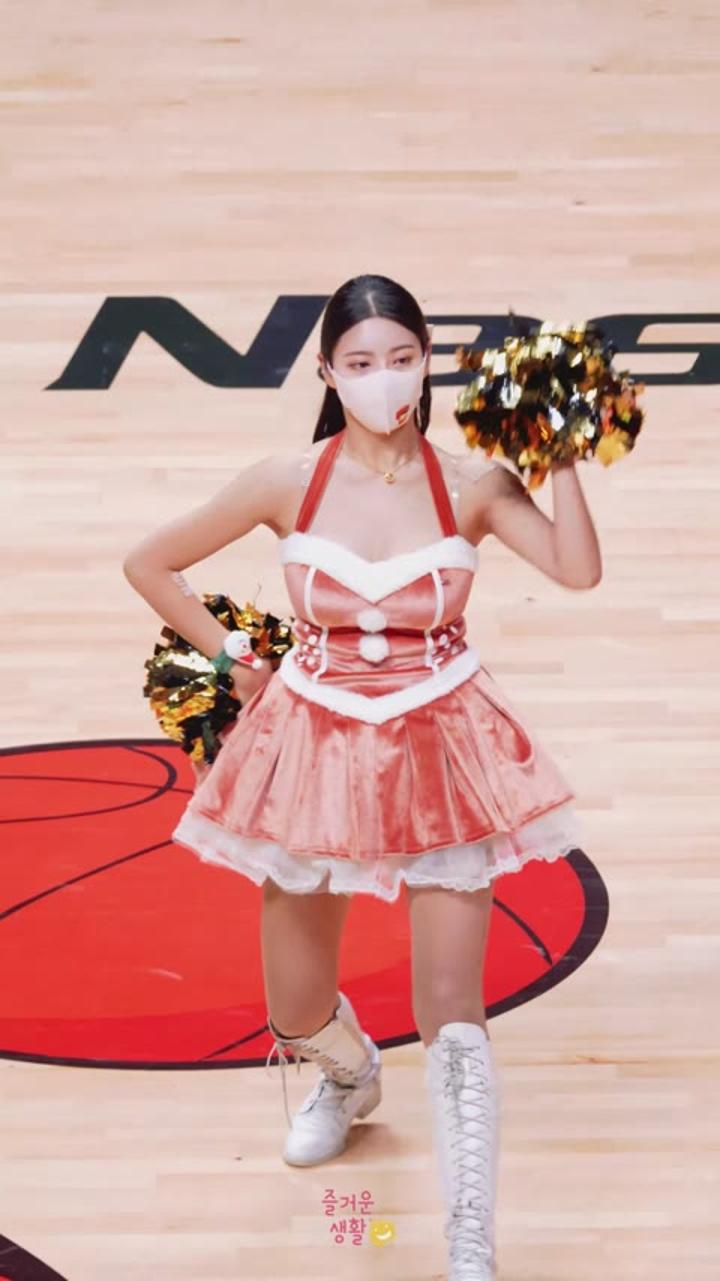 김이서 치어리더 직캠 221222 (2) 비디오 썸네일 이미지