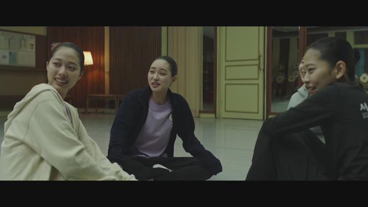 괜찮아 괜찮아 괜찮아! Its.Okay.2025.1080p.FHDRip.H264 비디오 썸네일 이미지