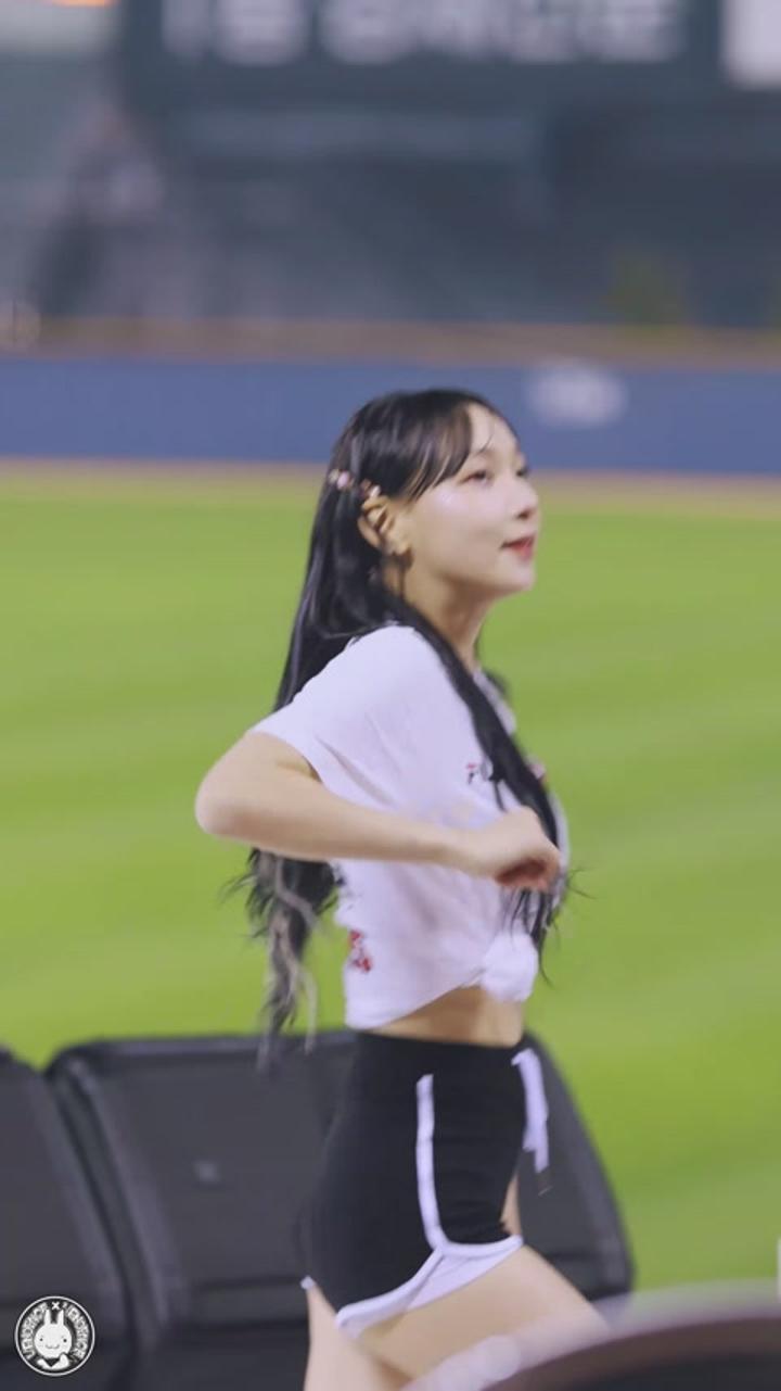 240425 치어리더 정희정 직캠 (1) 비디오 썸네일 이미지